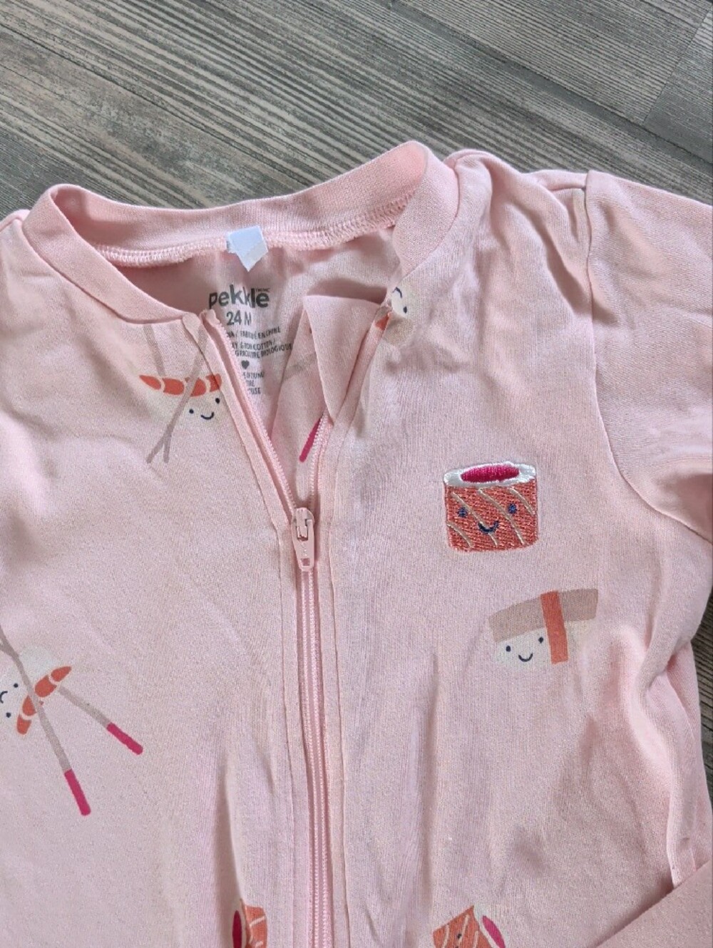 2 Pekkle Pink Vegetable And Sushi-Print Zip Front Kids One-Piece Sleeper - Picture 3 of 3